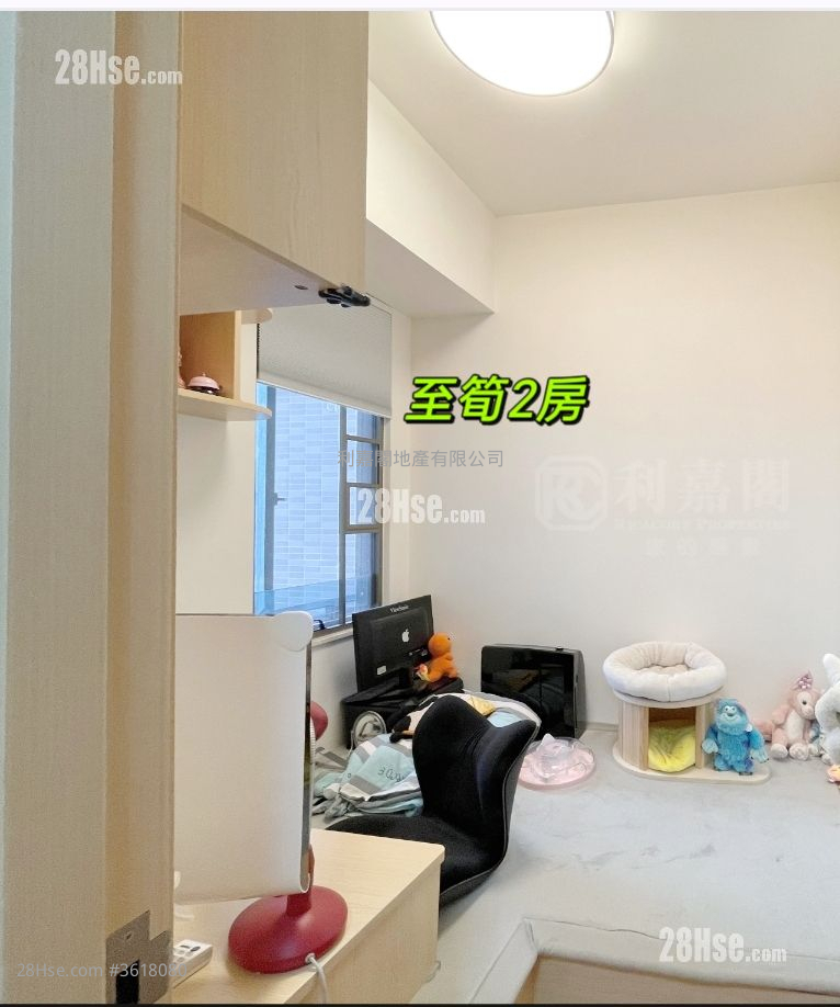 The Papillons Sell 2 Bedrooms , 1 Bathroom 513 ft² The Papillons Sell 2 Bedrooms , 1 Bathroom 513 ft²