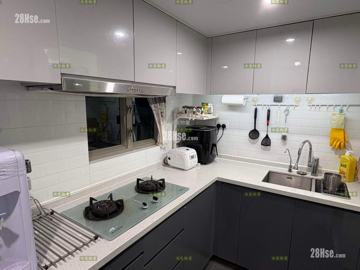 Marbella Gardens Sell 3 Bedrooms , 2 Bathrooms 785 ft² Marbella Gardens Sell 3 Bedrooms , 2 Bathrooms 785 ft²