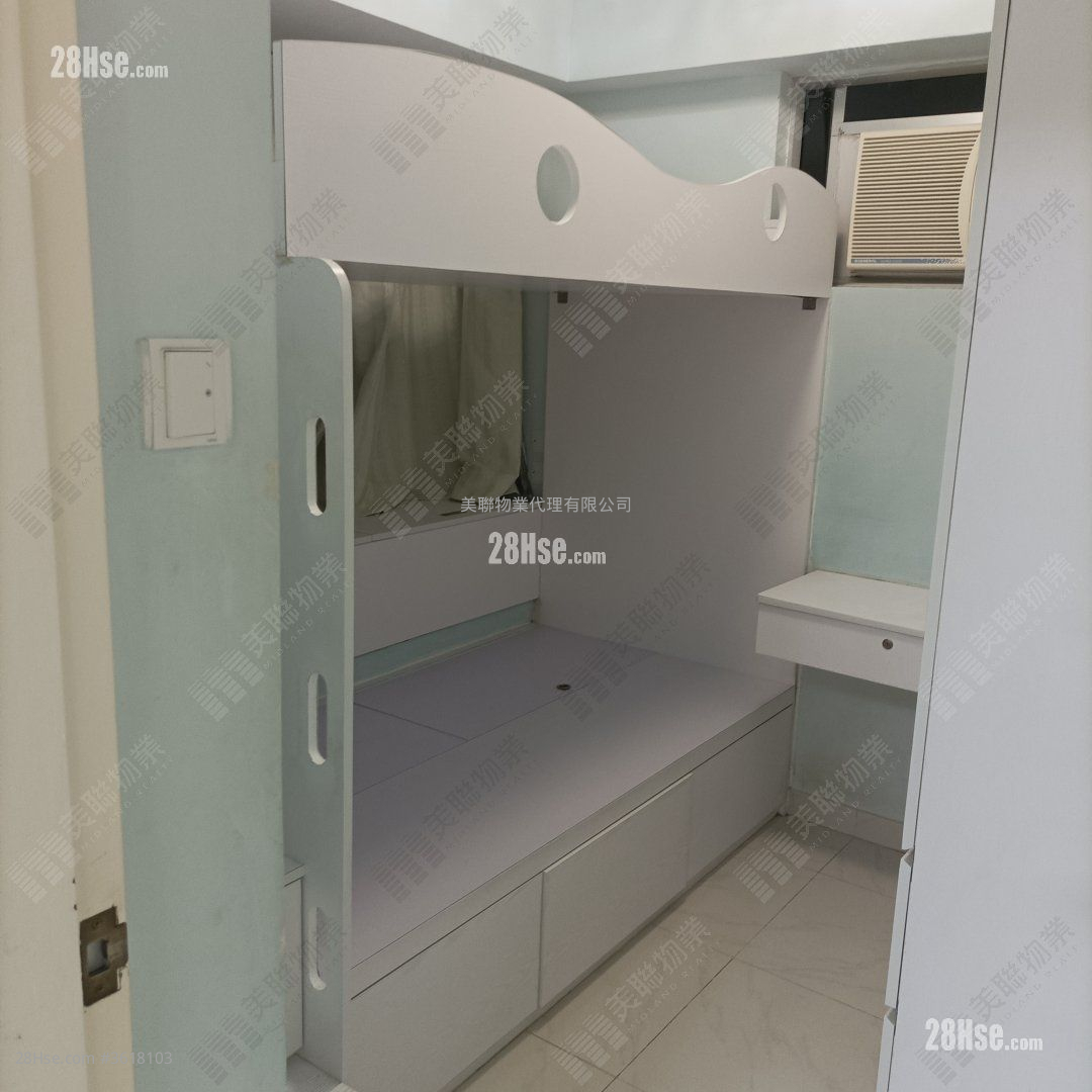 Well On Garden Rental 2 Bedrooms , 1 Bathroom 354 ft² Well On Garden Rental 2 Bedrooms , 1 Bathroom 354 ft²