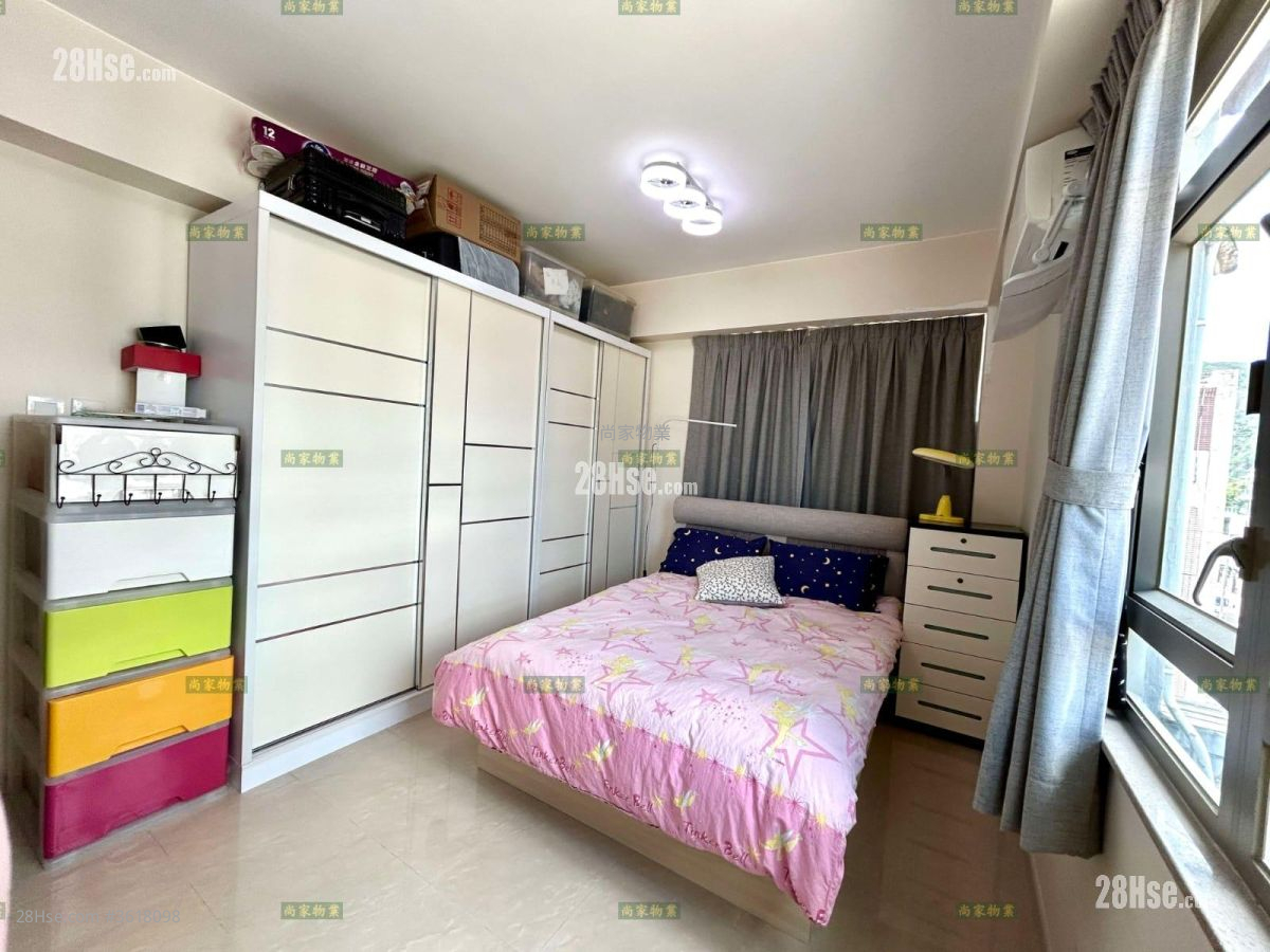 Marbella Gardens Sell 3 Bedrooms , 2 Bathrooms 785 ft² Marbella Gardens Sell 3 Bedrooms , 2 Bathrooms 785 ft²