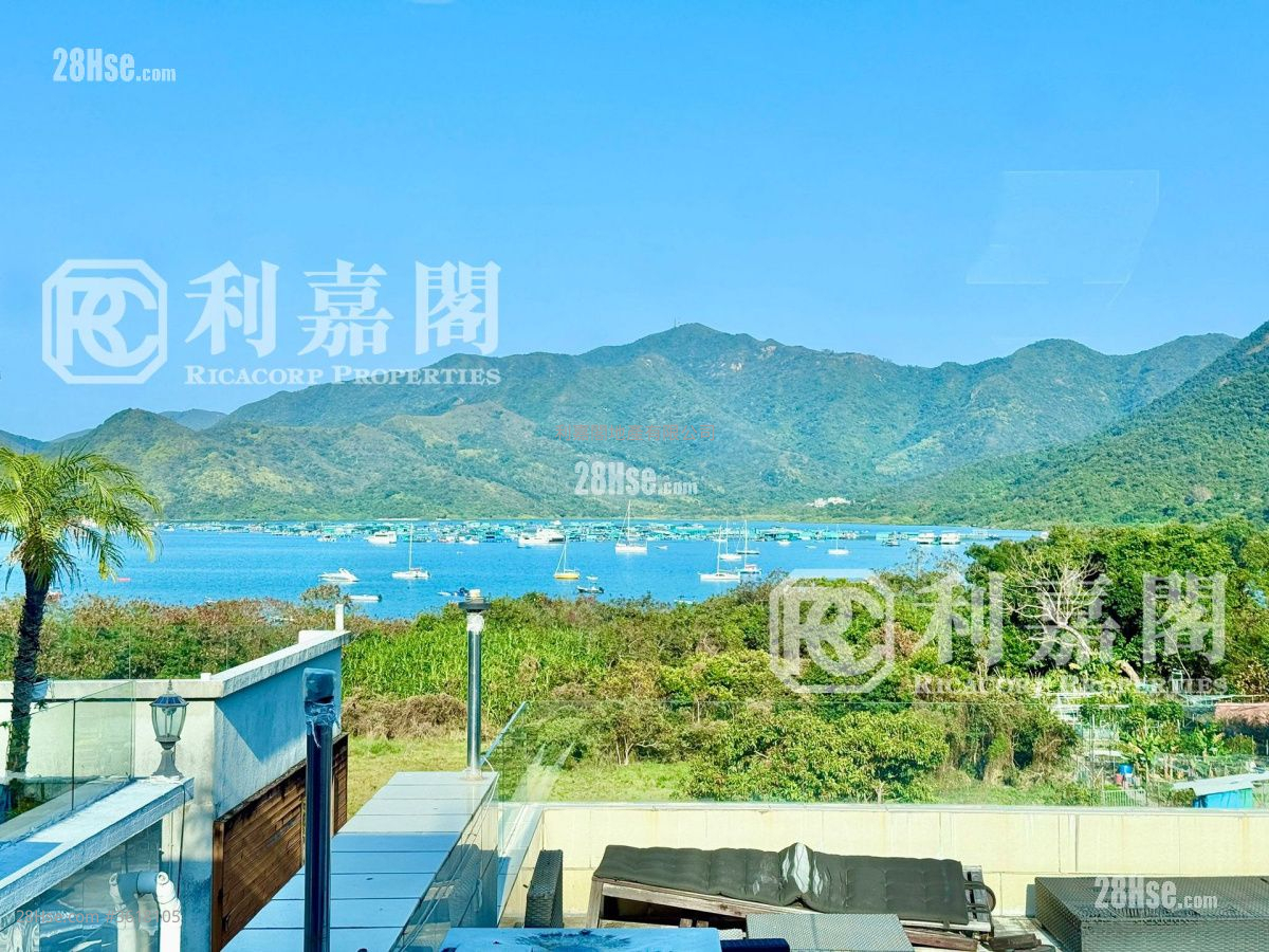 Sai Keng Tsuen Sell 4 Bedrooms , 2 Bathrooms 2,100 ft² Sai Keng Tsuen Sell 4 Bedrooms , 2 Bathrooms 2,100 ft²