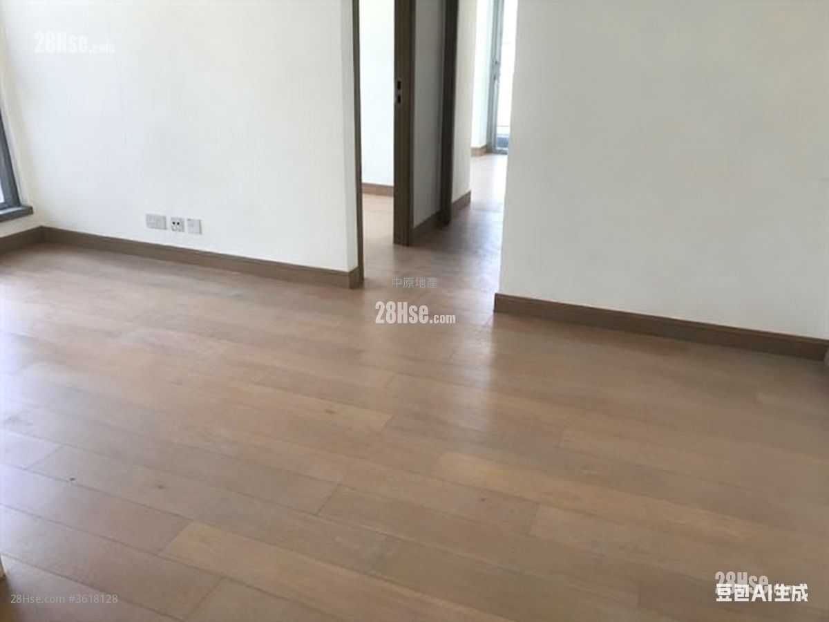 The Reach Sell 2 Bedrooms 443 ft² The Reach Sell 2 Bedrooms 443 ft²
