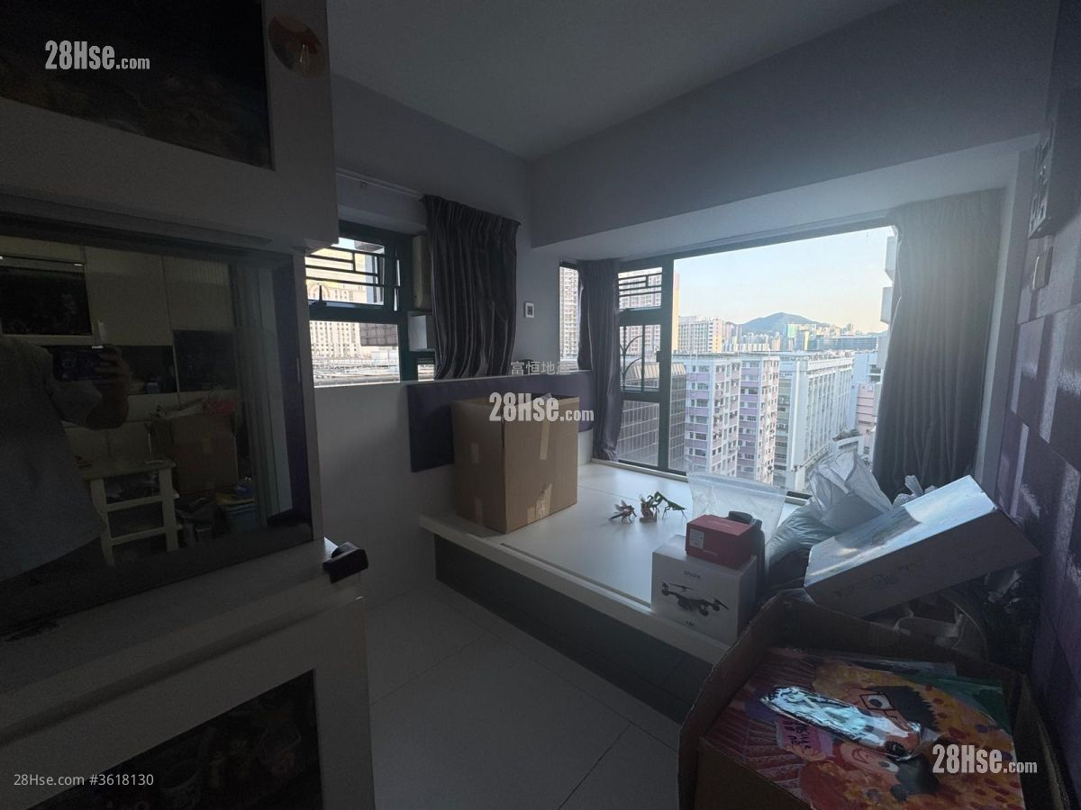 Greenland Court Sell 2 Bedrooms , 1 Bathroom 352 ft² Greenland Court Sell 2 Bedrooms , 1 Bathroom 352 ft²