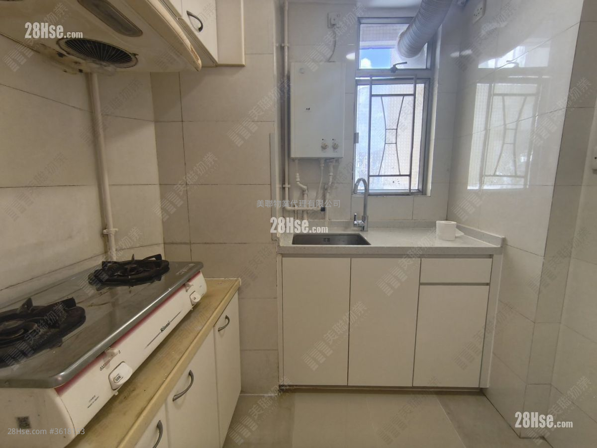 Eightland Gardens Sell 2 Bedrooms , 1 Bathroom 438 ft² Eightland Gardens Sell 2 Bedrooms , 1 Bathroom 438 ft²