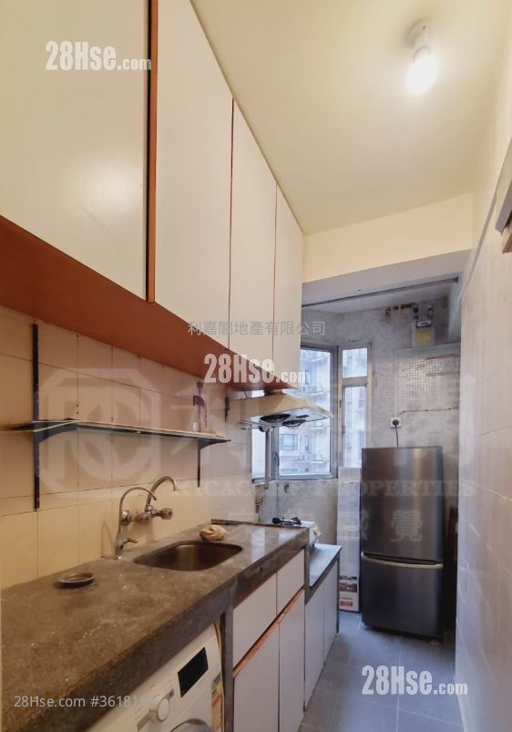 Maxluck Court Sell 2 Bedrooms 395 ft² Maxluck Court Sell 2 Bedrooms 395 ft²