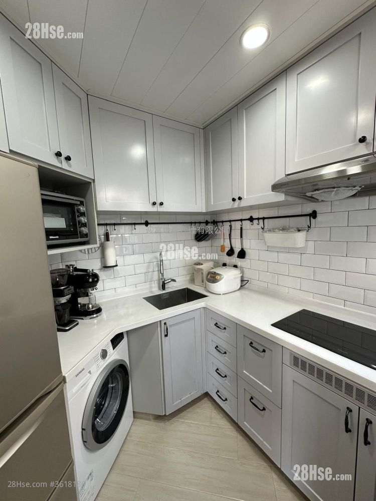 Whampoa Garden Sell 2 Bedrooms , 1 Bathroom 503 ft² Whampoa Garden Sell 2 Bedrooms , 1 Bathroom 503 ft²