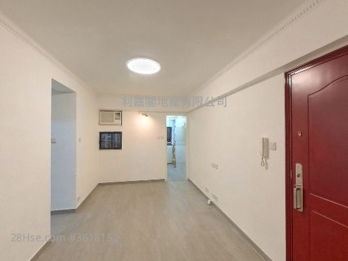 Losion Villa Sell 2 Bedrooms 470 ft² Losion Villa Sell 2 Bedrooms 470 ft²