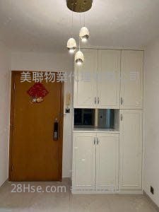 將軍澳中心 售盤 2 房 , 1 浴室 384 平方呎 將軍澳中心 售盤 2 房 , 1 浴室 384 平方呎