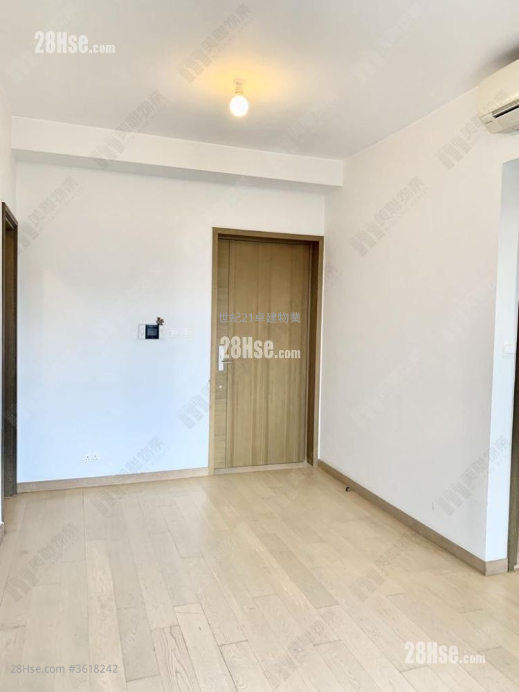 The Austin Rental 2 Bedrooms , 2 Bathrooms 624 ft² The Austin Rental 2 Bedrooms , 2 Bathrooms 624 ft²