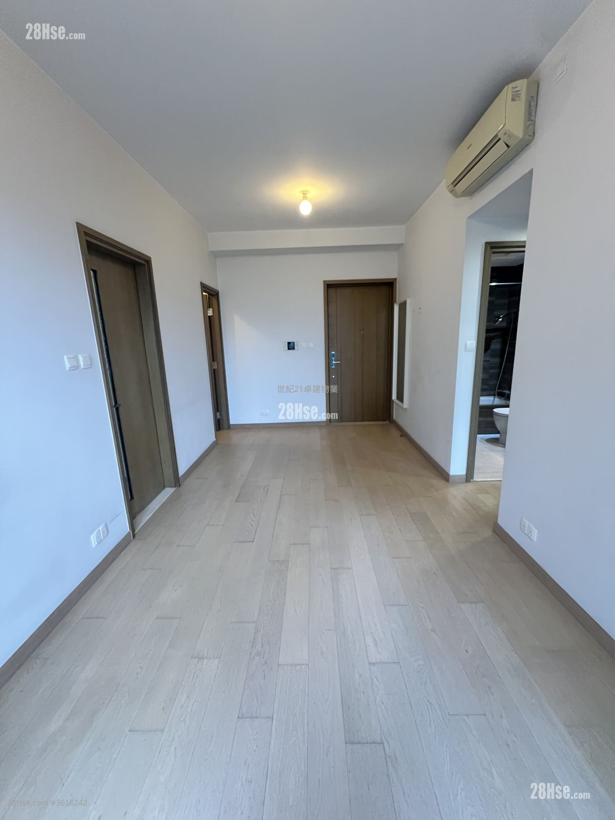 The Austin Rental 2 Bedrooms , 2 Bathrooms 624 ft² The Austin Rental 2 Bedrooms , 2 Bathrooms 624 ft²