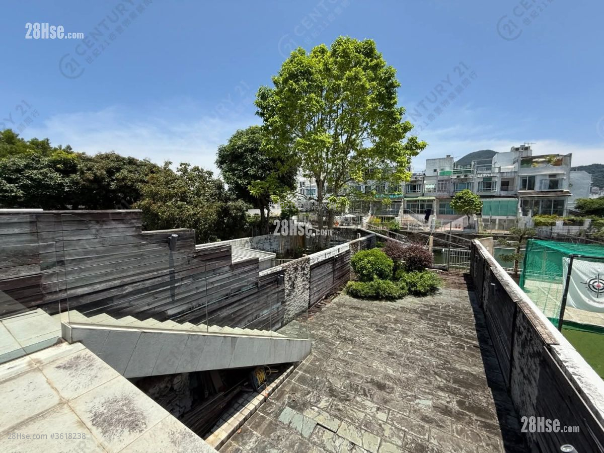 Marina Cove Sell 1,371 ft² Marina Cove Sell 1,371 ft²
