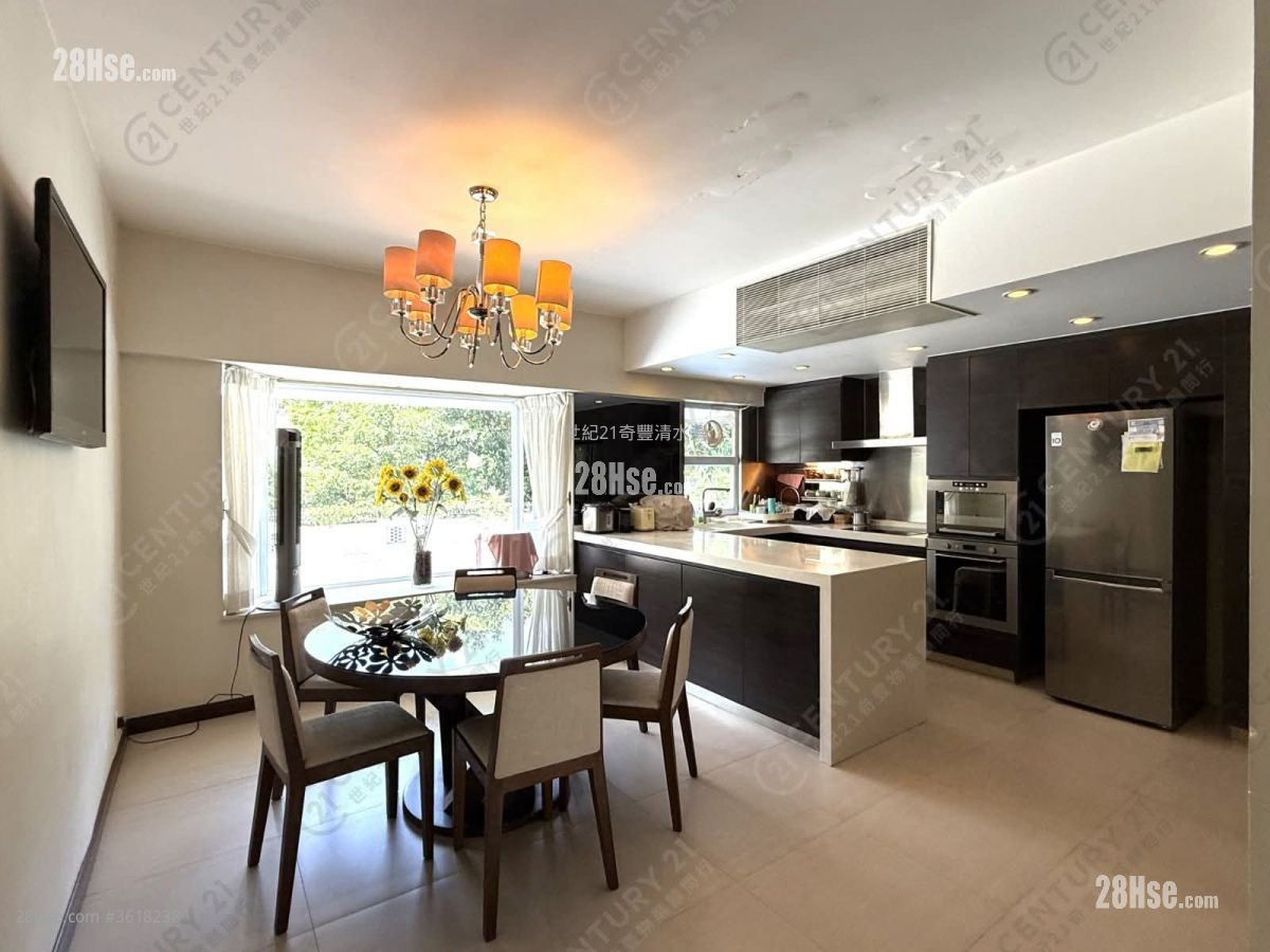 Marina Cove Sell 1,371 ft² Marina Cove Sell 1,371 ft²