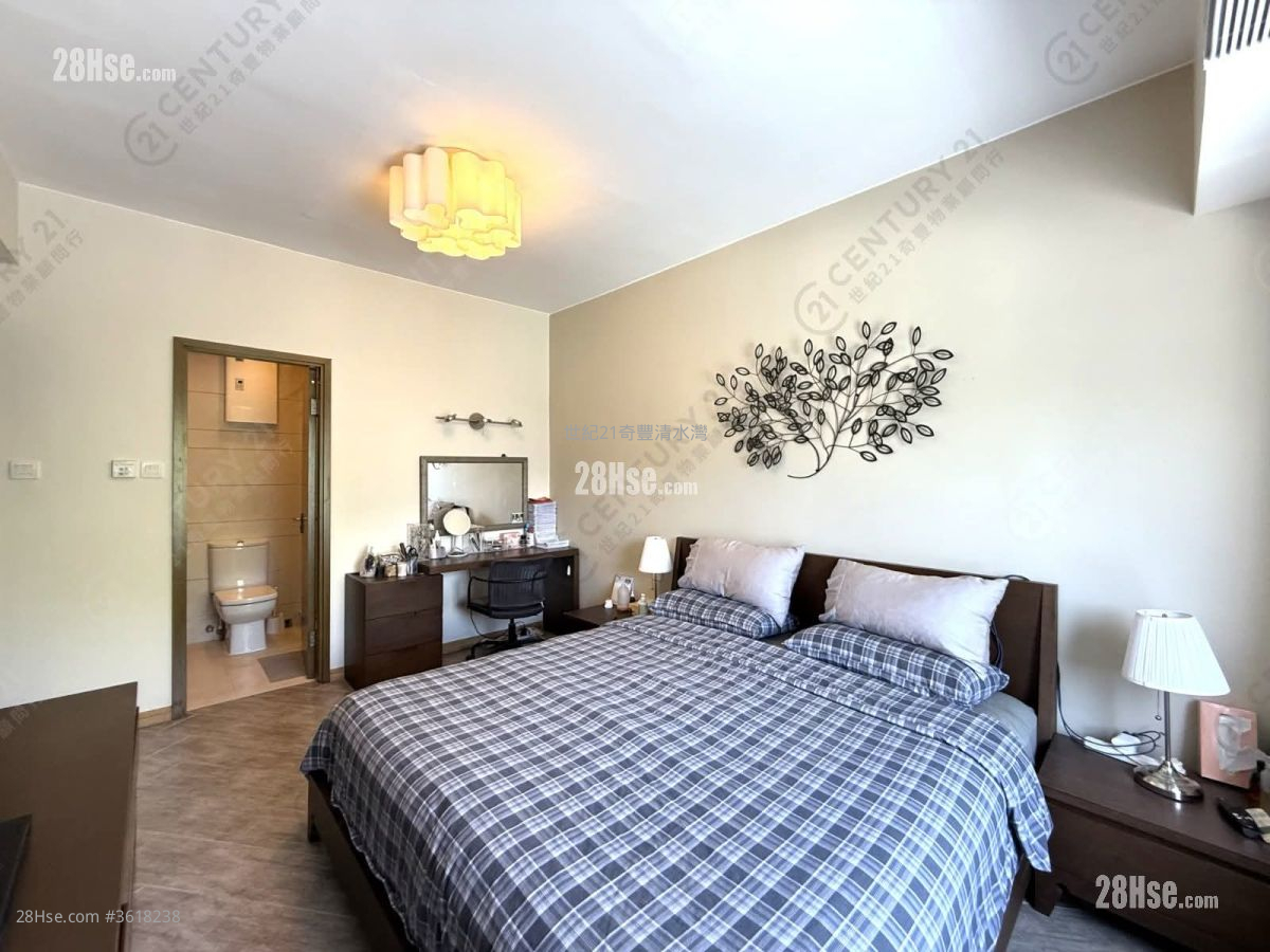 Marina Cove Sell 1,371 ft² Marina Cove Sell 1,371 ft²