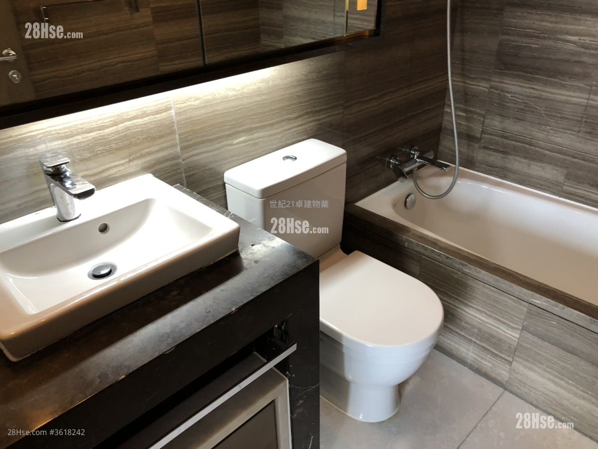 The Austin Rental 2 Bedrooms , 2 Bathrooms 624 ft² The Austin Rental 2 Bedrooms , 2 Bathrooms 624 ft²