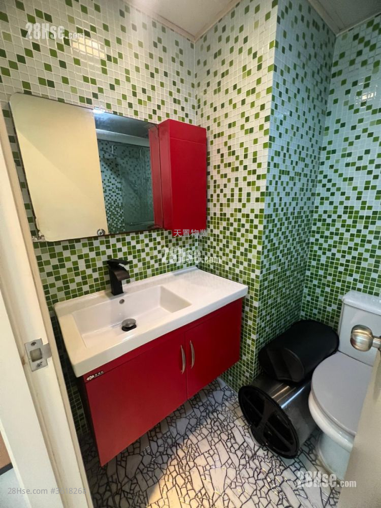 The Sherwood Rental 2 Bedrooms , 1 Bathroom 594 ft² The Sherwood Rental 2 Bedrooms , 1 Bathroom 594 ft²