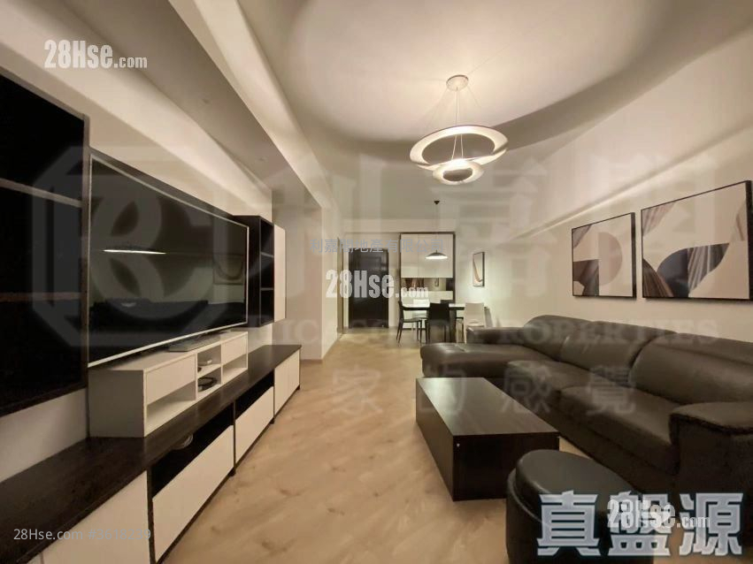 Royal Peninsula Sell 3 Bedrooms 1,043 ft²