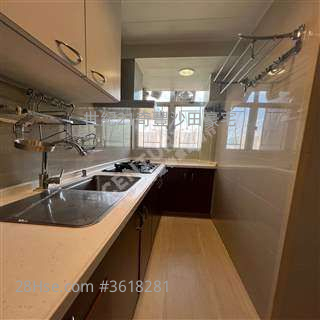 Kwong Lam Court Sell 3 Bedrooms , 1 Bathroom 543 ft² Kwong Lam Court Sell 3 Bedrooms , 1 Bathroom 543 ft²