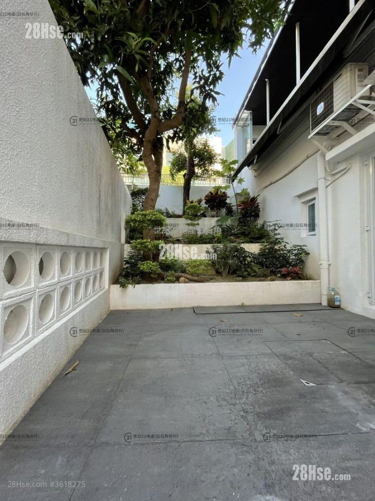 Fortune Garden Rental 1,366 ft² Fortune Garden Rental 1,366 ft²