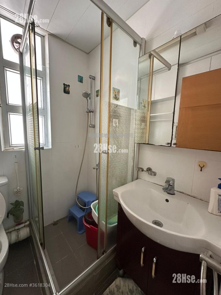 Grandway Garden Sell 2 Bedrooms , 1 Bathroom 429 ft² Grandway Garden Sell 2 Bedrooms , 1 Bathroom 429 ft²