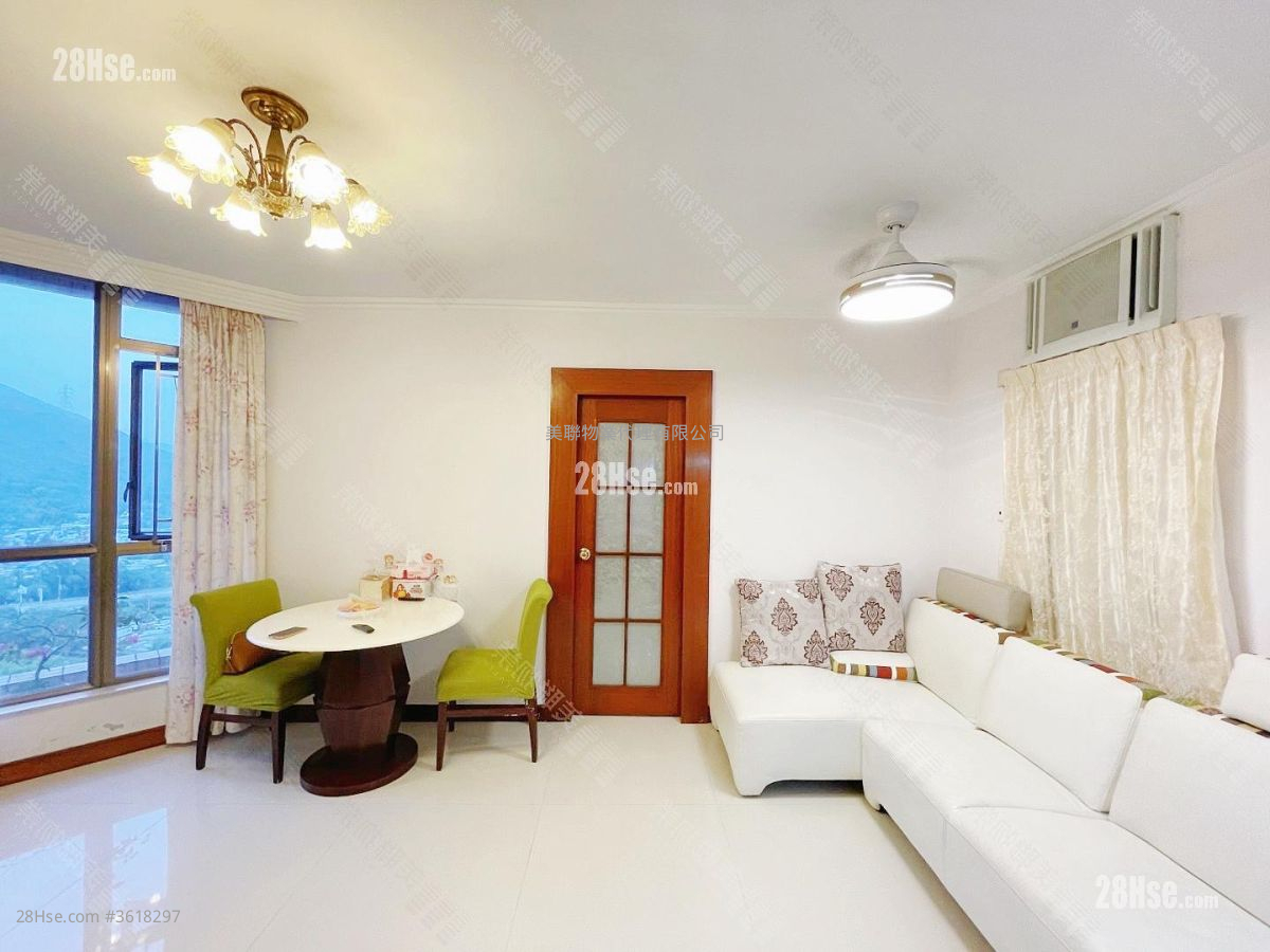 Avon Park Sell 2 Bedrooms , 1 Bathroom 441 ft² Avon Park Sell 2 Bedrooms , 1 Bathroom 441 ft²