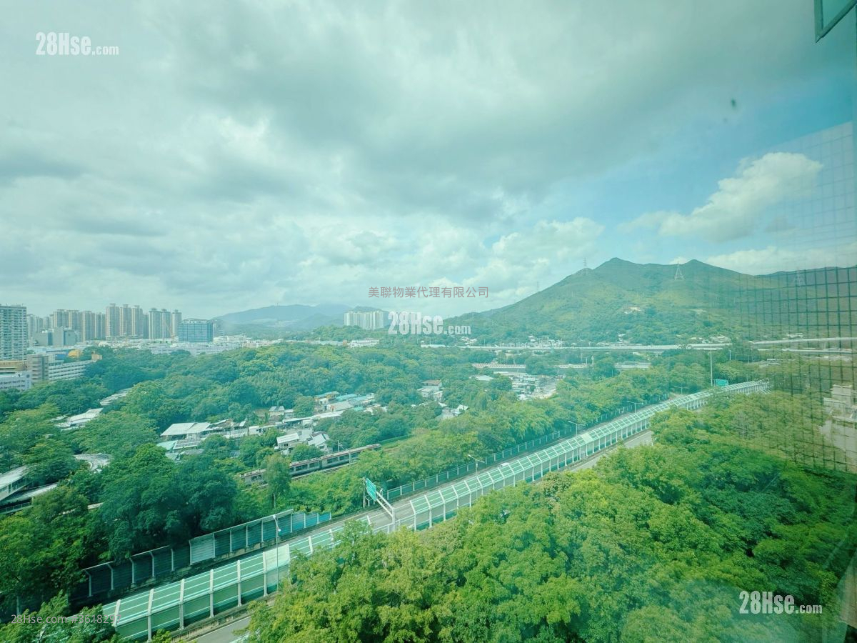 Avon Park Sell 2 Bedrooms , 1 Bathroom 441 ft² Avon Park Sell 2 Bedrooms , 1 Bathroom 441 ft²