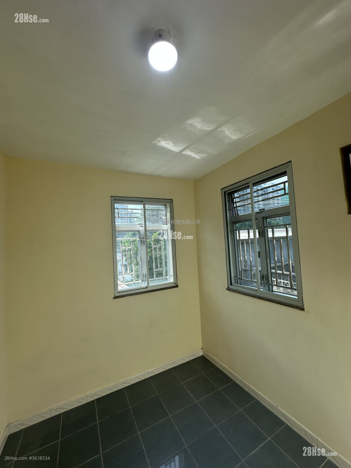 Village Rental 3 Bedrooms , 1 Bathroom 653 ft² Village Rental 3 Bedrooms , 1 Bathroom 653 ft²