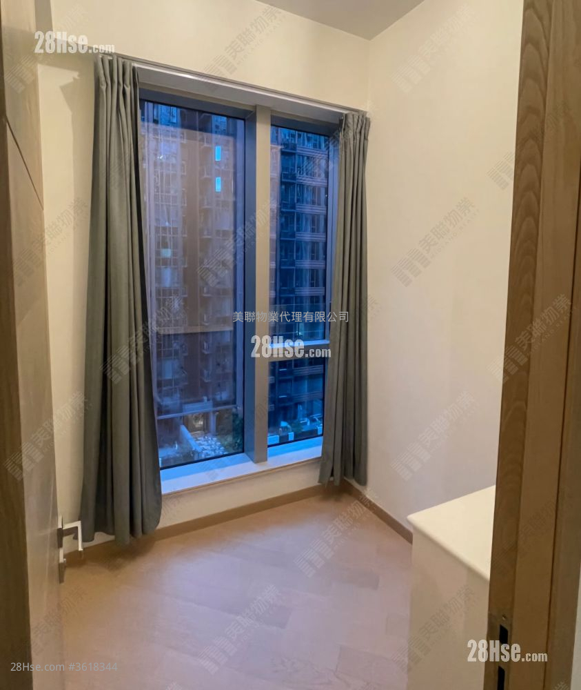 逸瓏灣8 售盤 2 房 , 1 浴室 494 平方呎 逸瓏灣8 售盤 2 房 , 1 浴室 494 平方呎