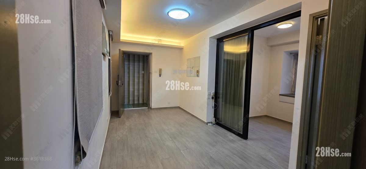 Lucky Plaza Sell 2 Bedrooms , 1 Bathroom 348 ft² Lucky Plaza Sell 2 Bedrooms , 1 Bathroom 348 ft²