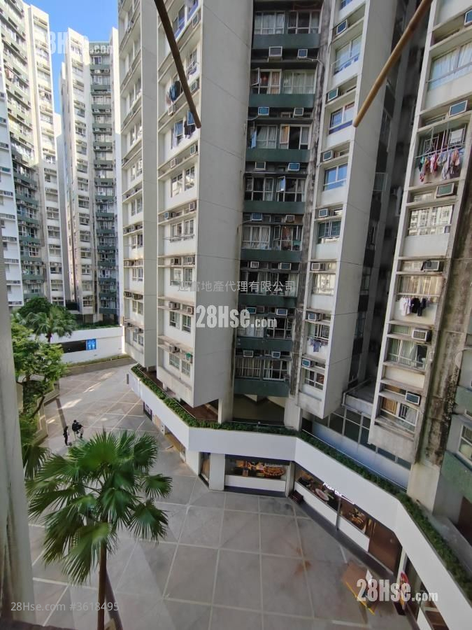 Whampoa Garden Sell 2 Bedrooms , 1 Bathroom 389 ft² Whampoa Garden Sell 2 Bedrooms , 1 Bathroom 389 ft²