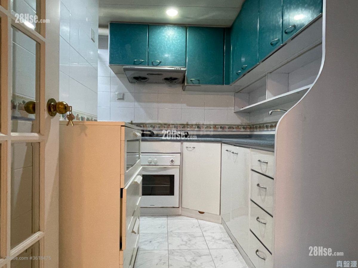 Fortress Garden Rental 3 Bedrooms , 2 Bathrooms 798 ft² Fortress Garden Rental 3 Bedrooms , 2 Bathrooms 798 ft²