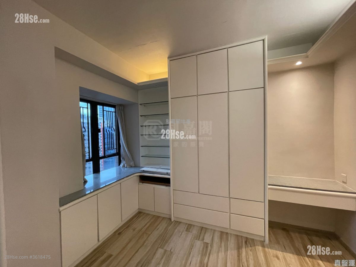Fortress Garden Rental 3 Bedrooms , 2 Bathrooms 798 ft² Fortress Garden Rental 3 Bedrooms , 2 Bathrooms 798 ft²