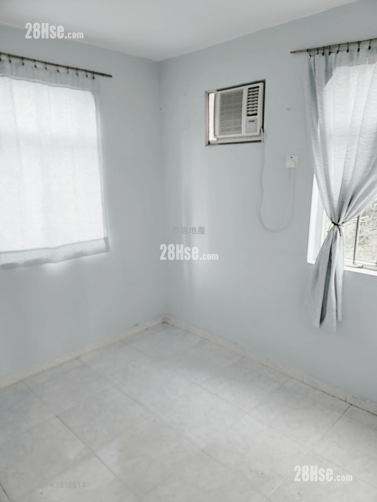 Village Sell 3 Bedrooms , 1 Bathroom 780 ft²