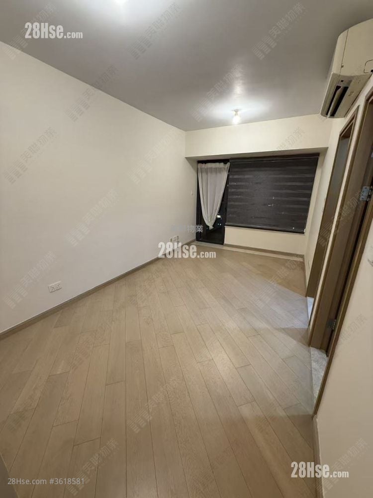 Park Signature Sell Studio , 1 Bathroom 301 ft²