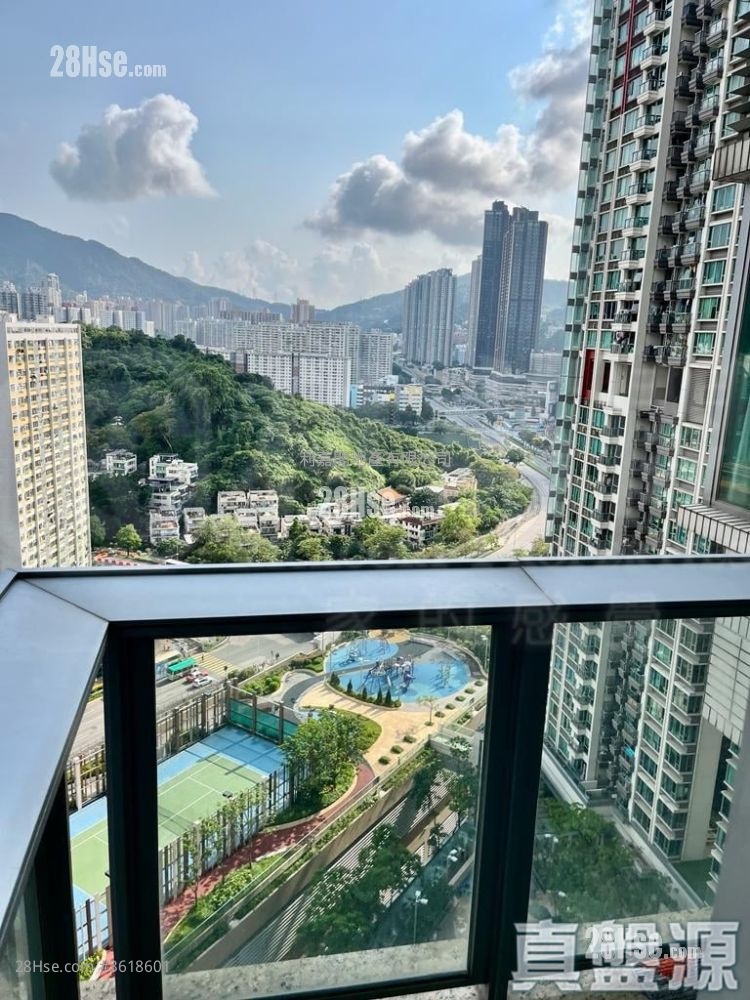 The Riverpark Sell 2 Bedrooms , 2 Bathrooms 725 ft² The Riverpark Sell 2 Bedrooms , 2 Bathrooms 725 ft²