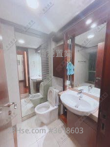 Aquamarine Rental 577 ft² Aquamarine Rental 577 ft²