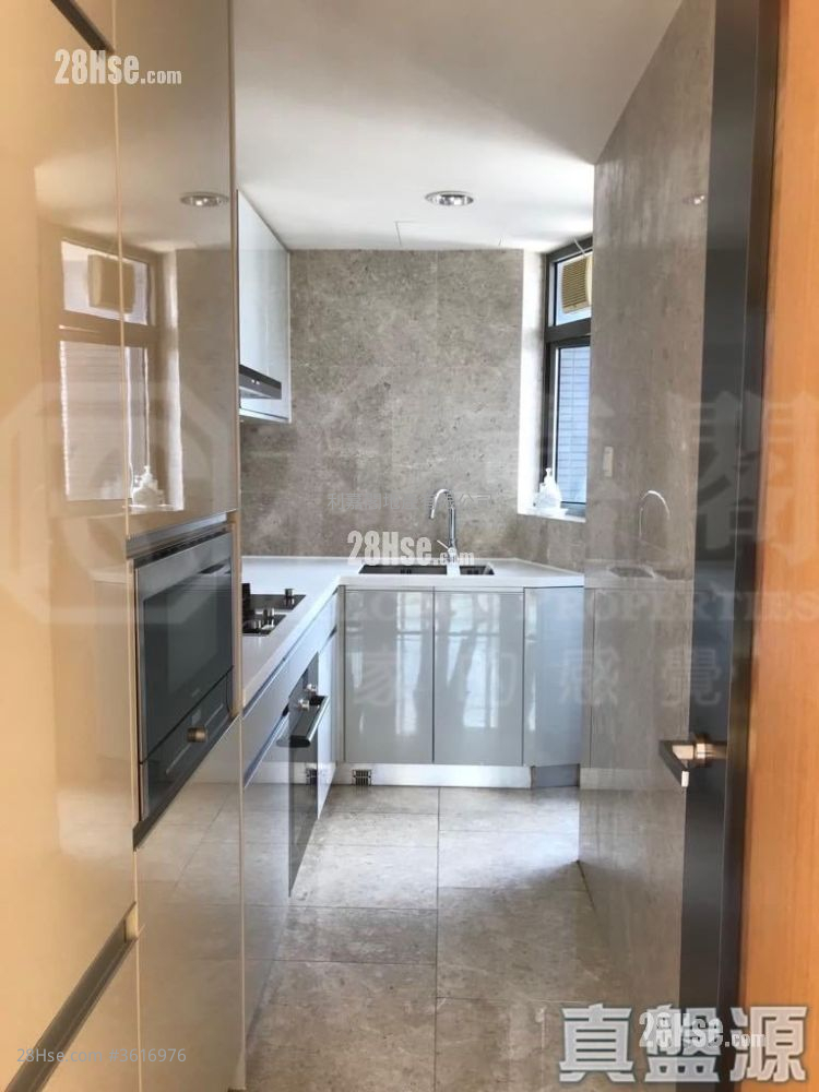 Lime Habitat Rental 3 Bedrooms , 2 Bathrooms 722 ft² Lime Habitat Rental 3 Bedrooms , 2 Bathrooms 722 ft²