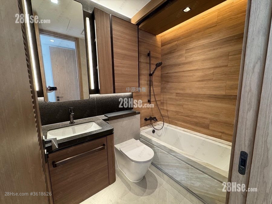 Onmantin Rental 3 Bedrooms , 2 Bathrooms 797 ft² Onmantin Rental 3 Bedrooms , 2 Bathrooms 797 ft²