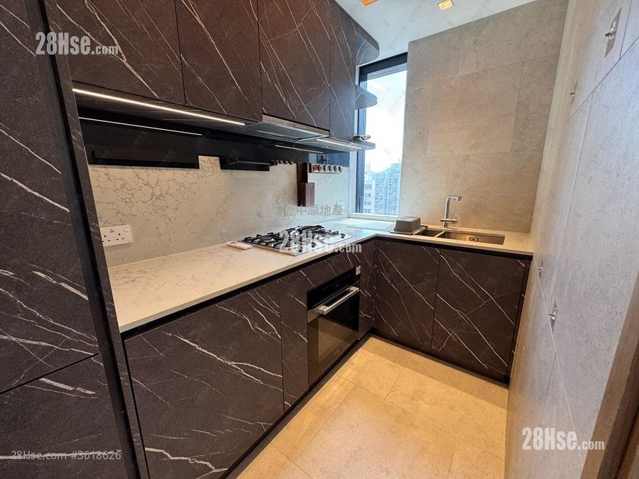 Onmantin Rental 3 Bedrooms , 2 Bathrooms 797 ft² Onmantin Rental 3 Bedrooms , 2 Bathrooms 797 ft²