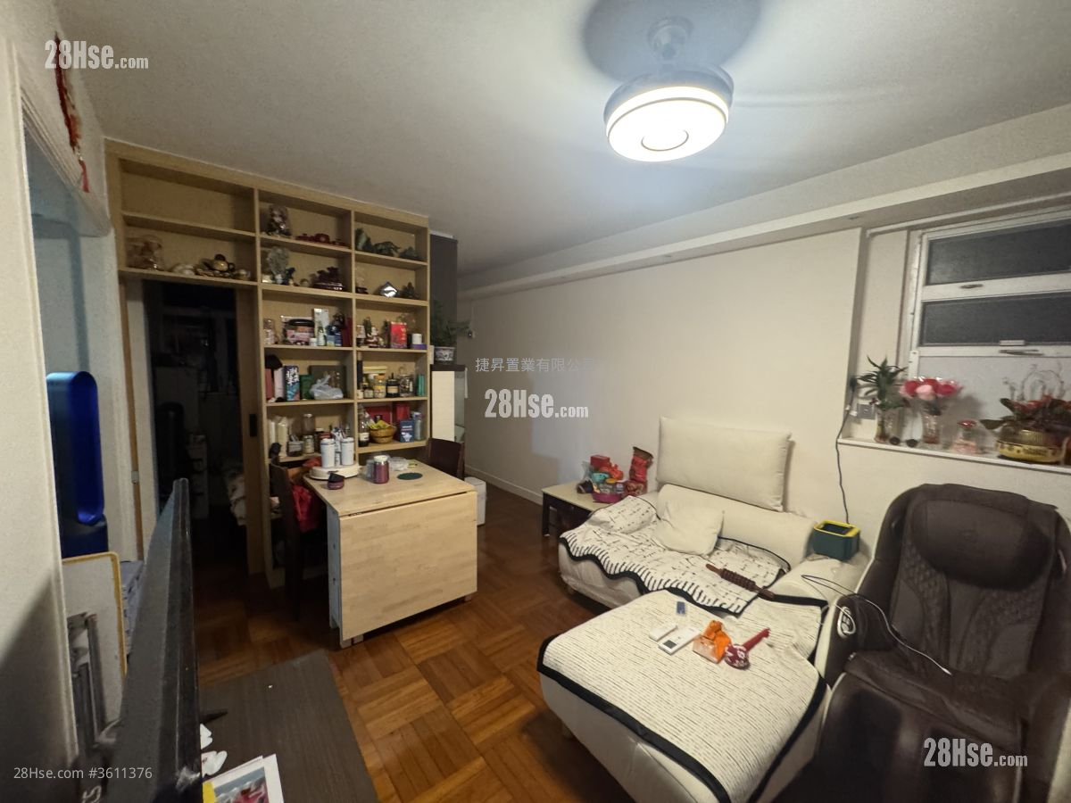 Shung Kim House Sell 3 Bedrooms , 1 Bathroom 616 ft² Shung Kim House Sell 3 Bedrooms , 1 Bathroom 616 ft²