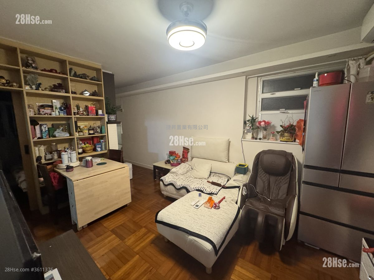 Shung Kim House Sell 3 Bedrooms , 1 Bathroom 616 ft² Shung Kim House Sell 3 Bedrooms , 1 Bathroom 616 ft²