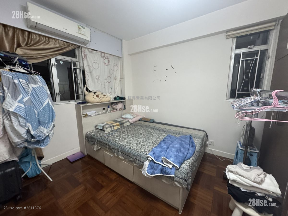 Shung Kim House Sell 3 Bedrooms , 1 Bathroom 616 ft² Shung Kim House Sell 3 Bedrooms , 1 Bathroom 616 ft²