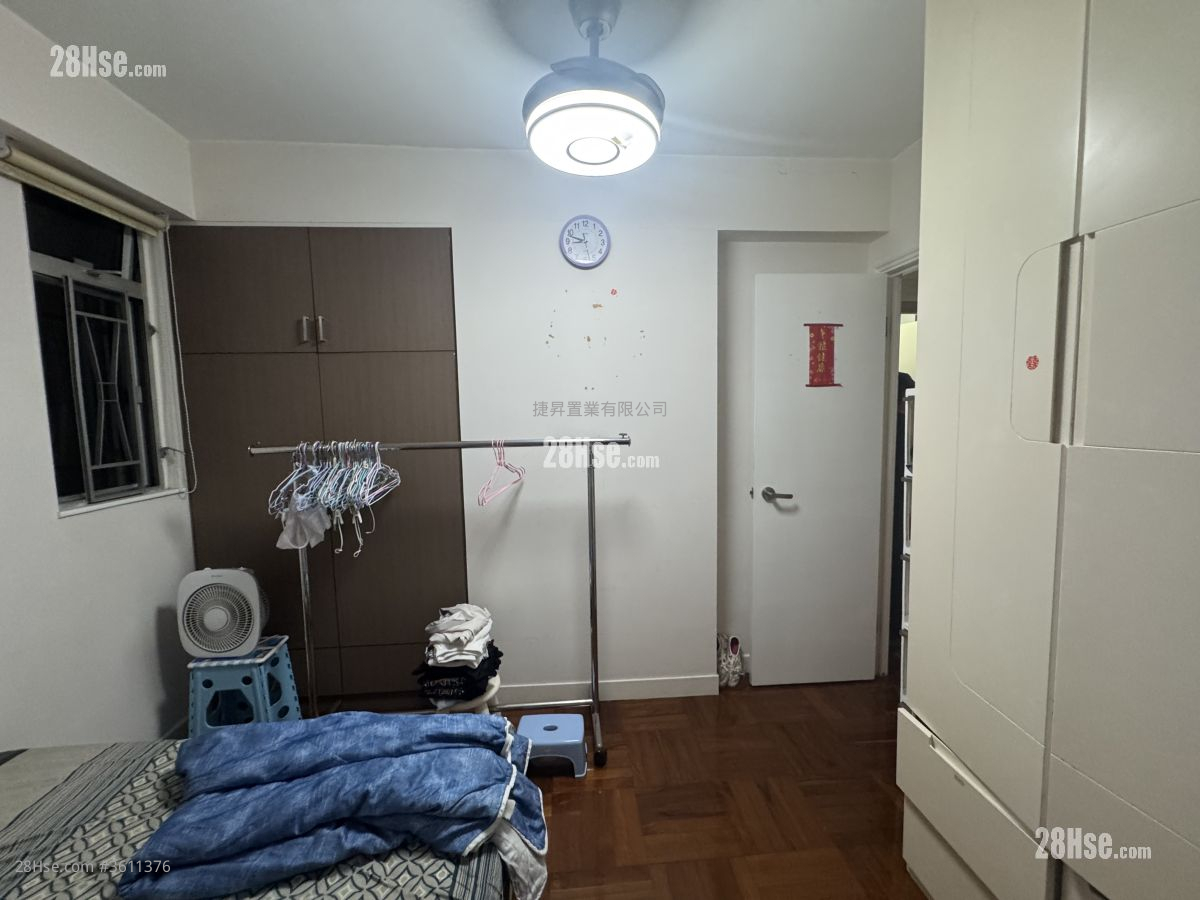 Shung Kim House Sell 3 Bedrooms , 1 Bathroom 616 ft² Shung Kim House Sell 3 Bedrooms , 1 Bathroom 616 ft²