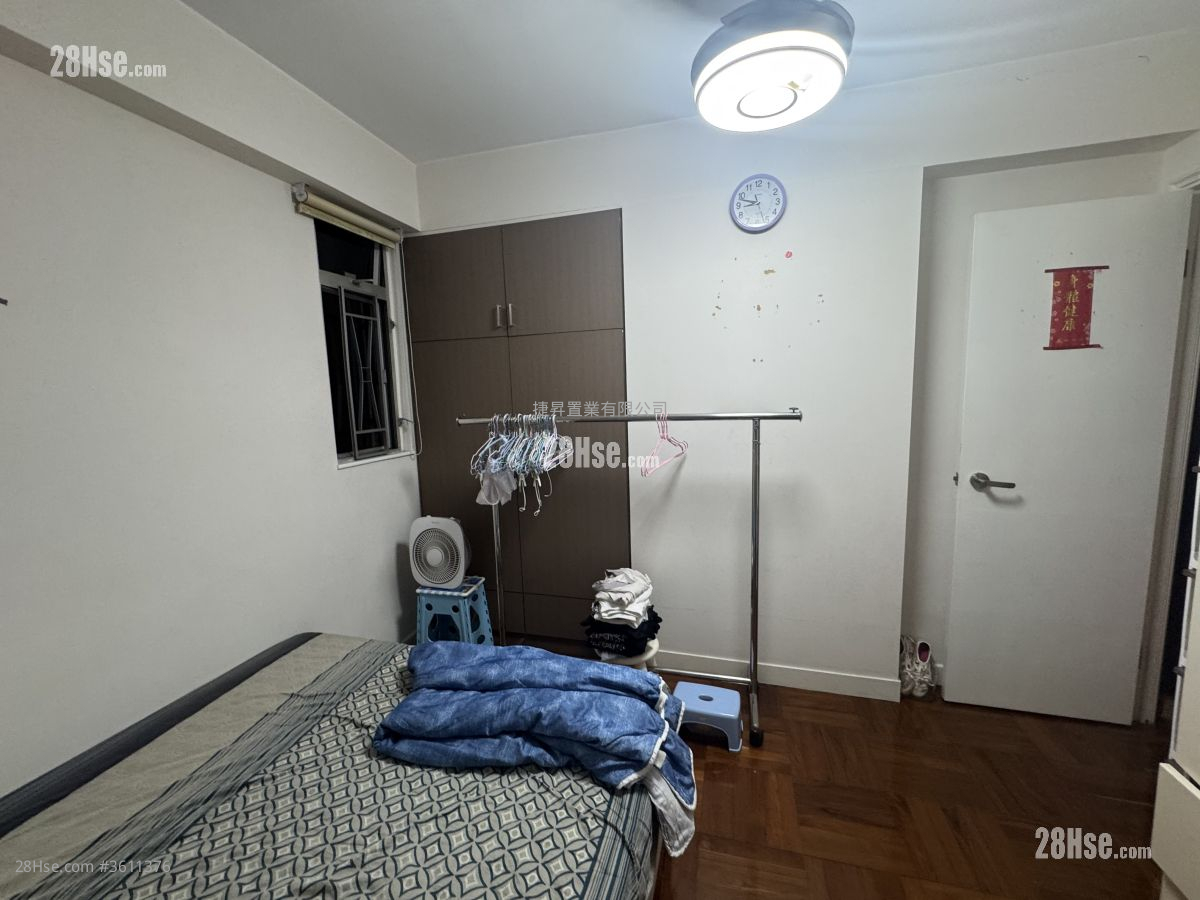 Shung Kim House Sell 3 Bedrooms , 1 Bathroom 616 ft² Shung Kim House Sell 3 Bedrooms , 1 Bathroom 616 ft²