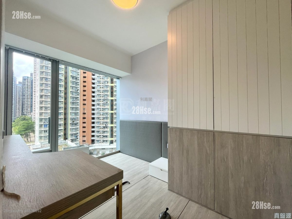 Savannah Rental 2 Bedrooms , 1 Bathroom 439 ft² Savannah Rental 2 Bedrooms , 1 Bathroom 439 ft²