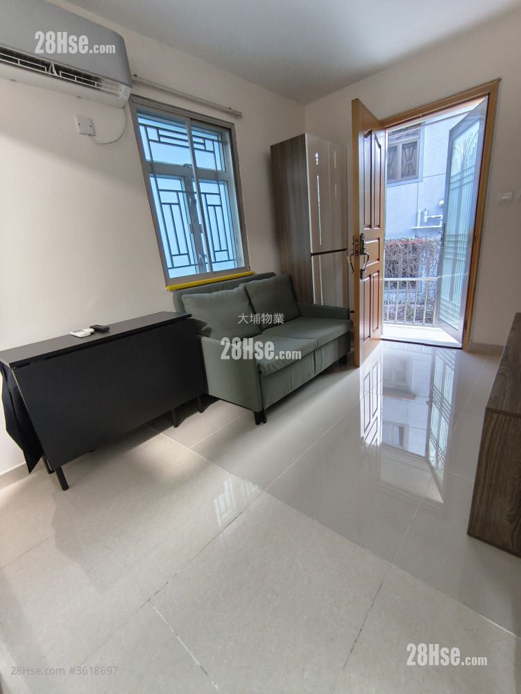 Village Rental 1 Bedroom , 1 Bathroom 360 ft² Village Rental 1 Bedroom , 1 Bathroom 360 ft²