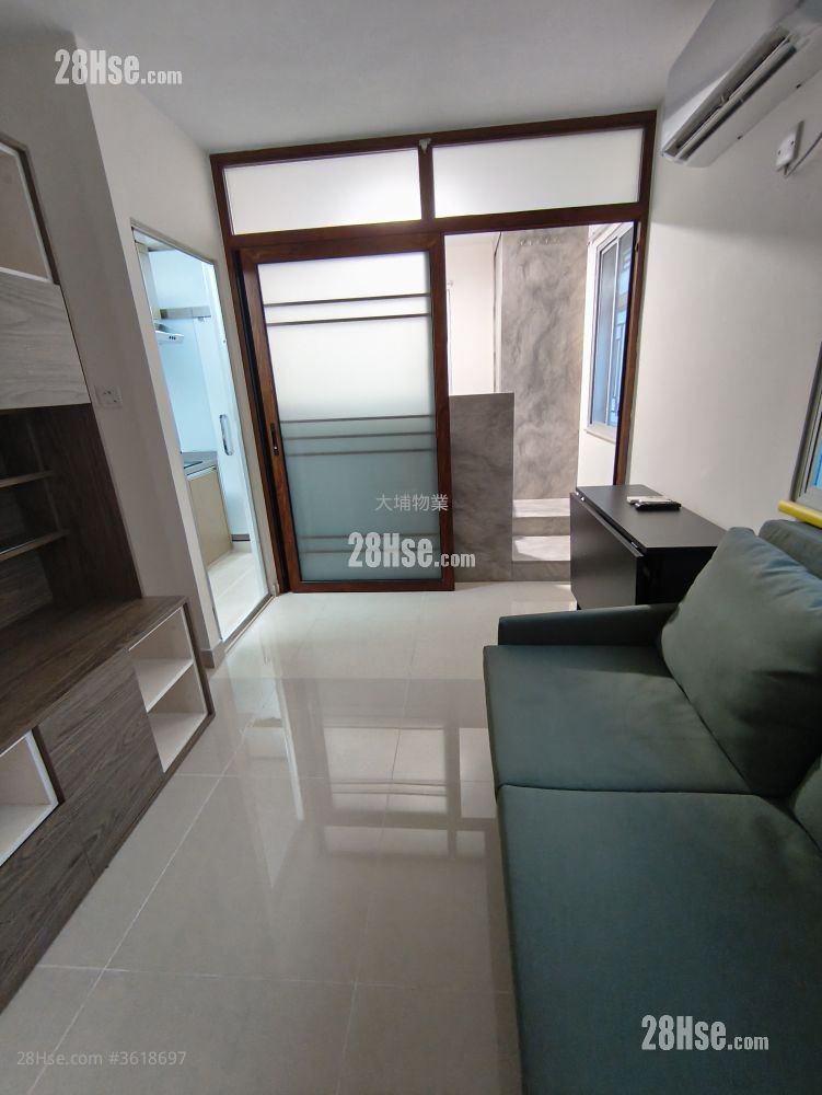 Village Rental 1 Bedroom , 1 Bathroom 360 ft² Village Rental 1 Bedroom , 1 Bathroom 360 ft²