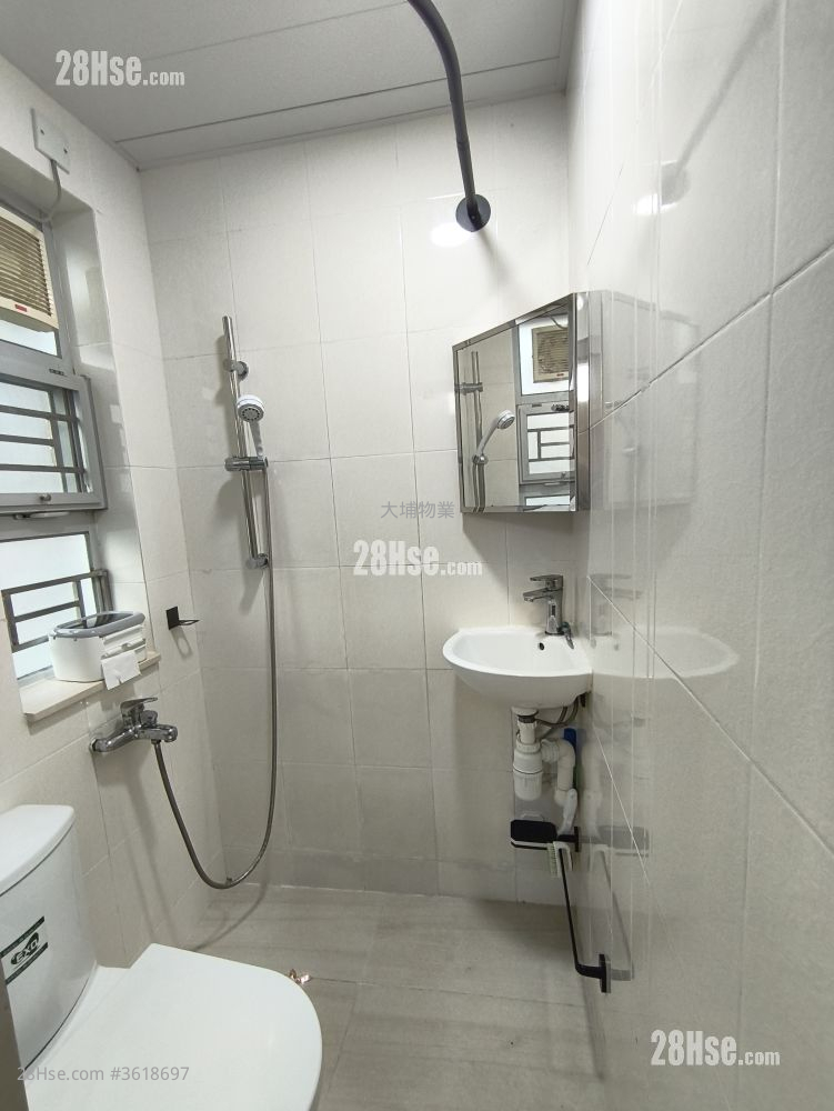 Village Rental 1 Bedroom , 1 Bathroom 360 ft² Village Rental 1 Bedroom , 1 Bathroom 360 ft²