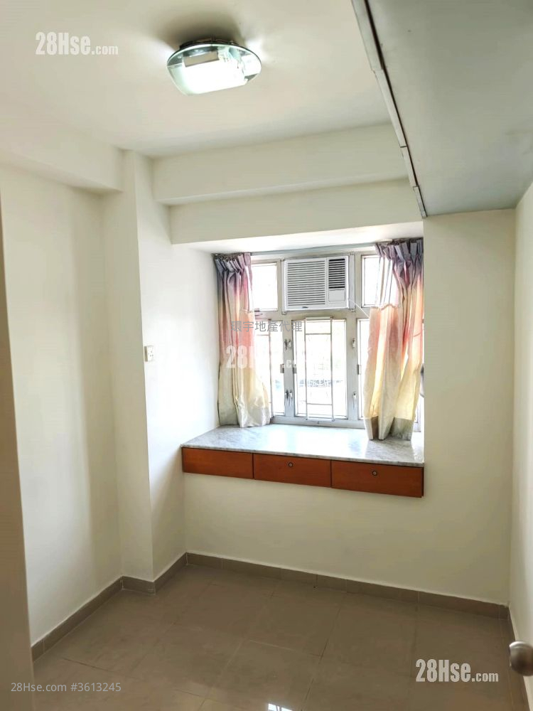 Honley Court Rental 1 Bedroom , 1 Bathroom 295 ft² Honley Court Rental 1 Bedroom , 1 Bathroom 295 ft²