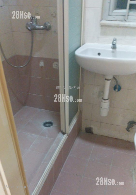 Honley Court Rental 1 Bedroom , 1 Bathroom 295 ft² Honley Court Rental 1 Bedroom , 1 Bathroom 295 ft²