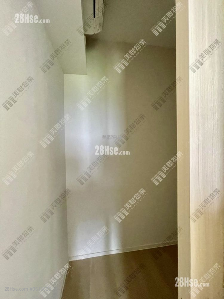One Innovale Sell 1 Bedroom 309 ft² One Innovale Sell 1 Bedroom 309 ft²